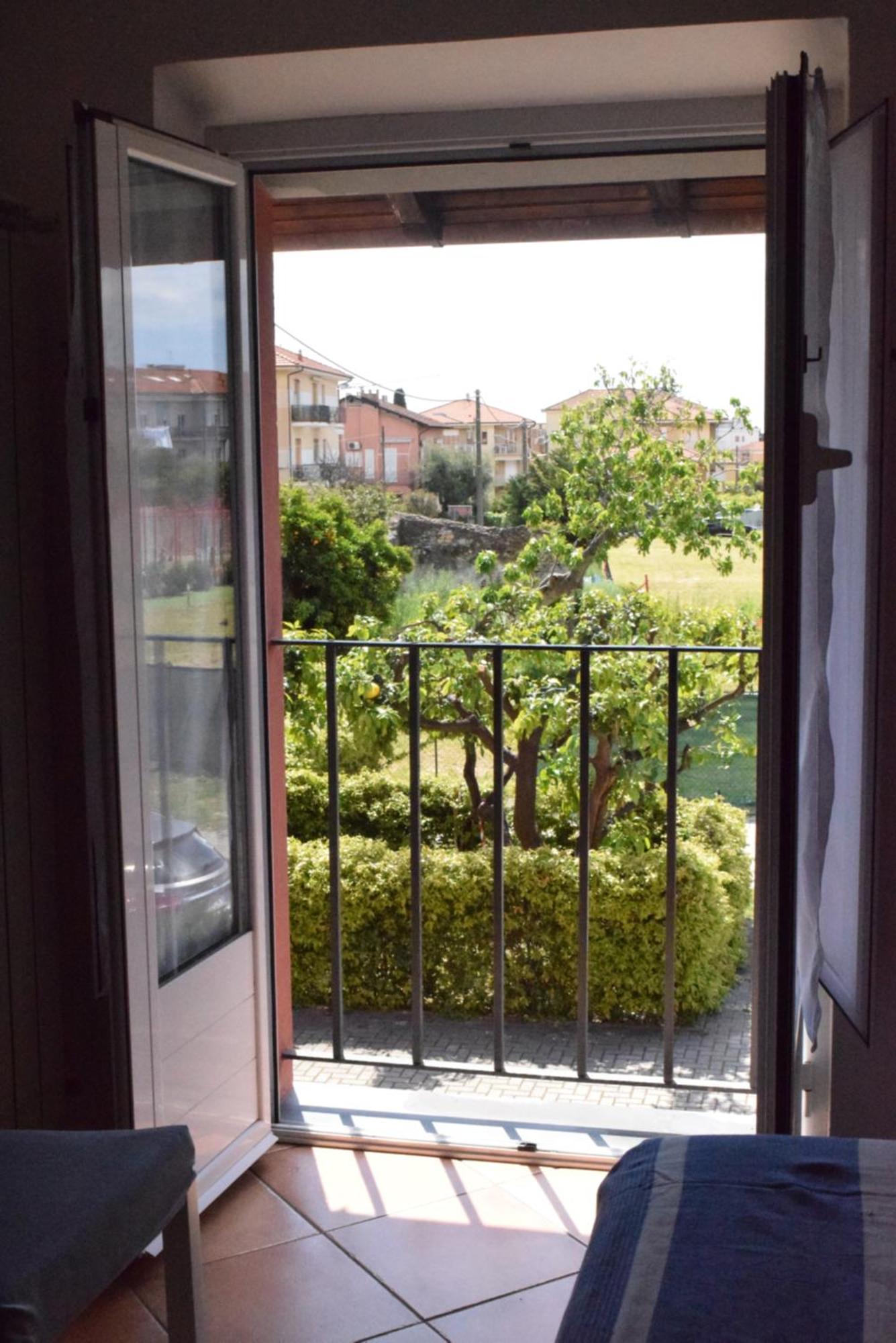 Apartment Casa A Diano Con Giardino
